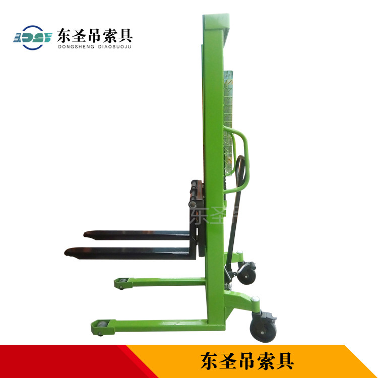 前移式手動(dòng)液壓堆高車可作為組合工具使用,你可知？--河北東圣吊索具制造有限公司--液壓堆高車|手動(dòng)叉車|小型攪拌機(jī)|石材夾具